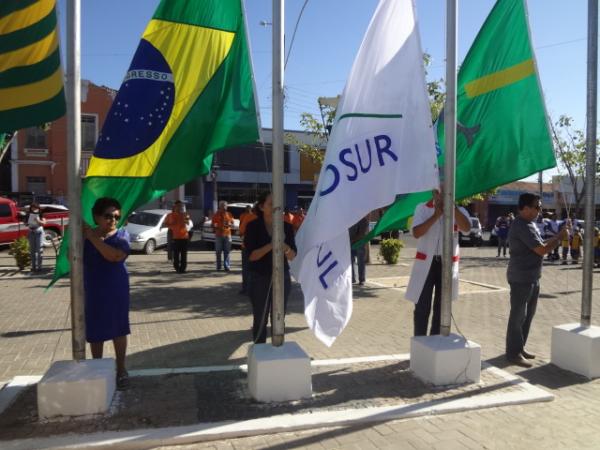 Atividades cívicas marcam a Semana da Pátria em Floriano