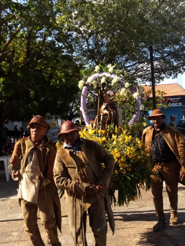Vaqueiros participam do tradicional festejo de S&atilde;o Pedro de Alc&acirc;ntara, em Floriano(Imagem:FlorianoNews)