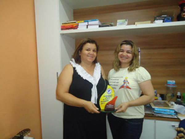 Trof&eacute;u Excel&ecirc;ncia(Imagem:FlorianoNews)