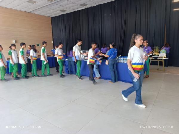  Seduc-PI realiza revis&atilde;o Pr&eacute;-Enem + Pr&eacute;-Saeb 2025 em Floriano com mais de 850 estudantes da regi&atilde;o.(Imagem:FlorianoNews)