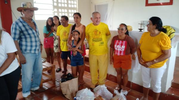 Projeto Amarelinho leva doações e solidariedade a famílias da zona rural de Floriano.(Imagem:FlorianoNews)