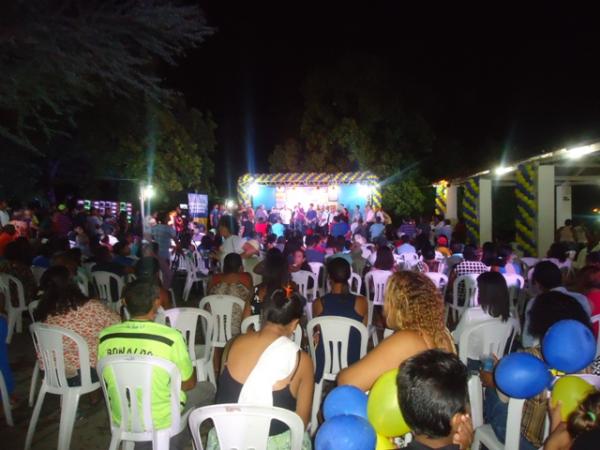 En&eacute;as Maia realiza grande encontro pol&iacute;tico do PSDB em Floriano.(Imagem:FlorianoNews)