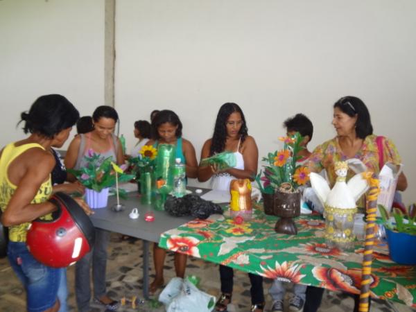 Visita ao Galp&atilde;o da Cooperativa dos Coletores de Materiais Recicl&aacute;veis de Floriano.(Imagem:FlorianoNews)