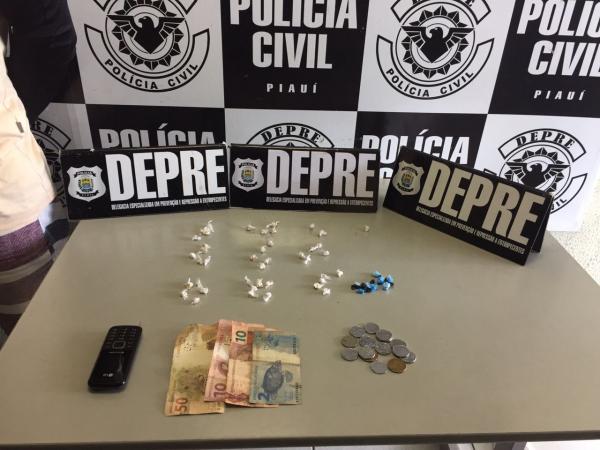 Pedreiro é preso suspeito de fazer "delivery" de droga em casas de prostituição