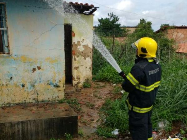 Ap&oacute;s briga entre vizinhos, casas s&atilde;o incendiadas em Floriano.(Imagem:Divulga&ccedil;&atilde;o/jc24horas)