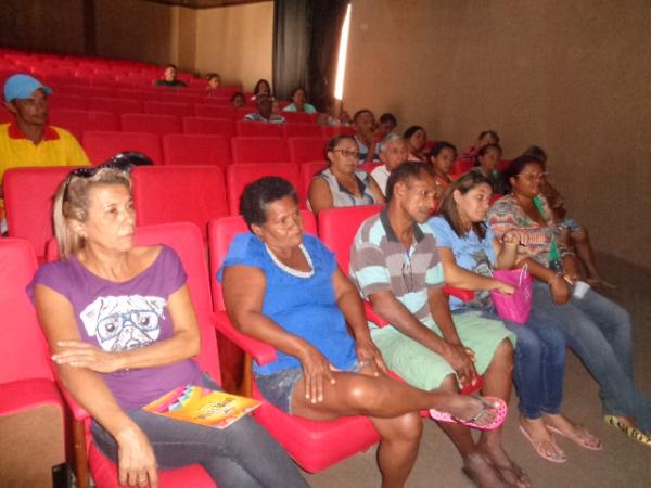 Organiza&ccedil;&atilde;o do Festival Nordestino realiza reuni&atilde;o com barraqueiros (Imagem:FlorianoNews)