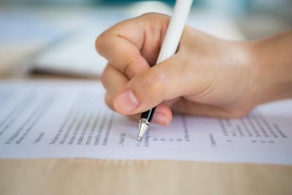 Seleções e concursos públicos em PE têm 850 vagas com salários de até R$ 15,1 mil