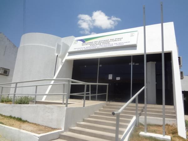 Menor é apreendido em flagrante após furto à residência em Floriano.(Imagem:FlorianoNews)