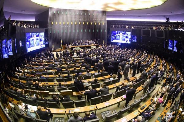 Congresso é protagonista após fragilidade de Dilma, Temer e Bolsonaro