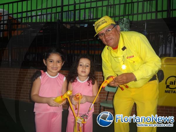 Feira de Conhecimentos abrilhanta comemora&ccedil;&atilde;o alusiva da Escola Pequeno Pr&iacute;ncipe.(Imagem:FlorianoNews)