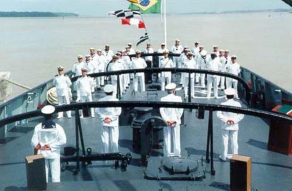 Marinha abre inscrições para concurso público nas áreas de saúde e Capelania Naval