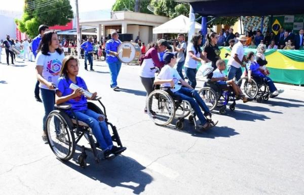 Bicentenário: Desfile Cívico e Repique dos Sinos marcam o 7 de setembro em Floriano. (Imagem:Secom)