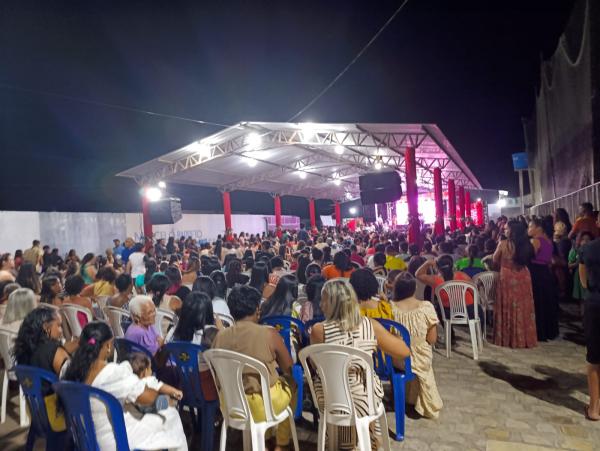 Prefeitura de Bar&atilde;o de Graja&uacute; realiza emocionante Festa das M&atilde;es no Clube Guarani(Imagem:FlorianoNews)
