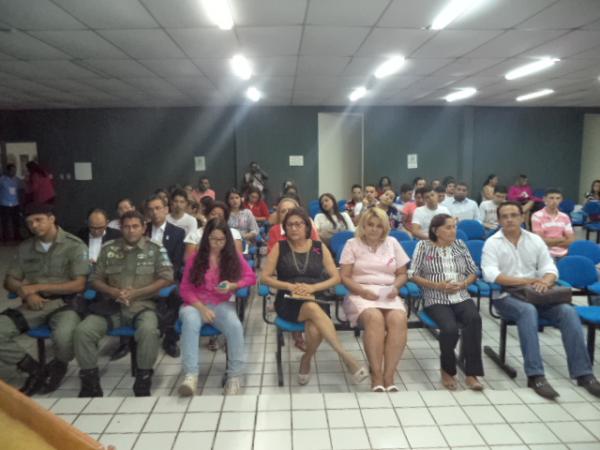 UESPI realiza I F&oacute;rum dos Direitos da Mulher em Floriano.(Imagem:FlorianoNews)