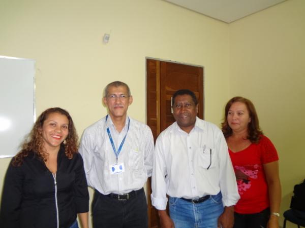Realizada reunião com beneficiários do condomínio Catumbi