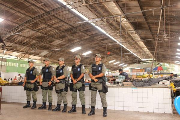 PM refor&ccedil;a policiamento com est&aacute;gio de alunos do Curso de Forma&ccedil;&atilde;o de Soldados.(Imagem:Divulga&ccedil;&atilde;o)