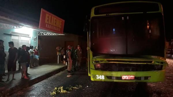 Secretário reforça policiamento ostensivo nos terminais e garagens após incêndios de ônibus