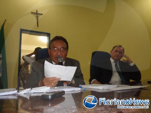 Vereador Carlos Ant&ocirc;nio &eacute; eleito novo presidente. da C&acirc;mara de Floriano(Imagem:FlorianoNews)