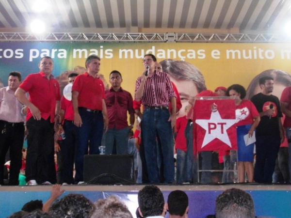 Conven&ccedil;&atilde;o do PT lan&ccedil;a candidatura de W.Dias para o governo do Piau&iacute;.(Imagem:FlorianoNews)