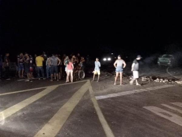 BR-316 &eacute; fechada durante manifesta&ccedil;&atilde;o por mais seguran&ccedil;a na Capital.(Imagem:FlorianoNews)