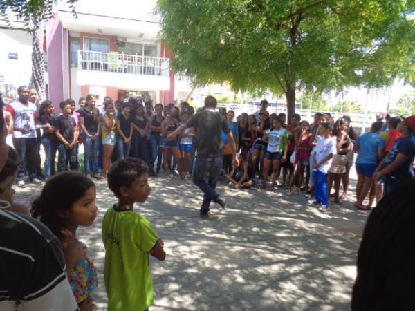 Escolas municipais desenvolvem atividades na Semana da Consciência Negra.(Imagem:FlorianoNews)