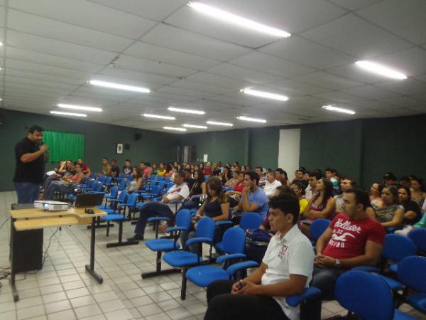 2&ordm; Semin&aacute;rio de Inser&ccedil;&atilde;o Universit&aacute;ria(Imagem:FlorianoNews)
