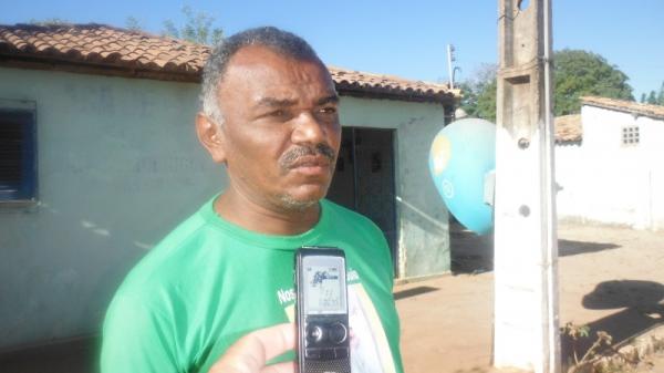 Lideran&ccedil;a comunit&aacute;ria constr&oacute;i via de conten&ccedil;&atilde;o em frente a santu&aacute;rio para evitar acidentes.(Imagem:FlorianoNews)