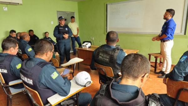 Prefeitura de Floriano apresenta serviços do Saúde Digital a policiais do 3º BPM(Imagem:Secom)