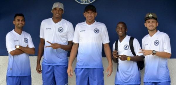 Parnahyba embarca, e técnico planeja time com 3 volantes para segurar River
