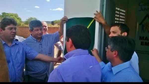 Gustavo Neiva acompanha Governador em entrega de obras no cerrado piauiense.(Imagem:Reprodu&ccedil;&atilde;o/Facebook)