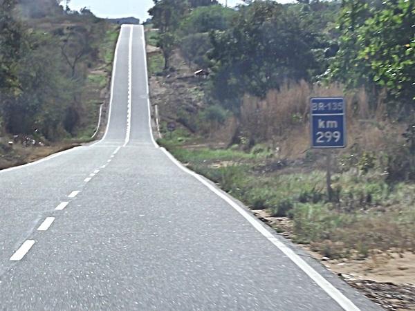 PRF faz restrição de veículos na BR-135 após registro de 35 mortes somente este ano