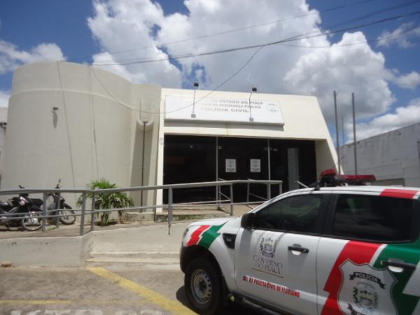Espingarda é furtada durante arrombamento a residência em Floriano