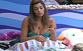 Monique chora no Quarto Praia: 'Nada entra em mim'