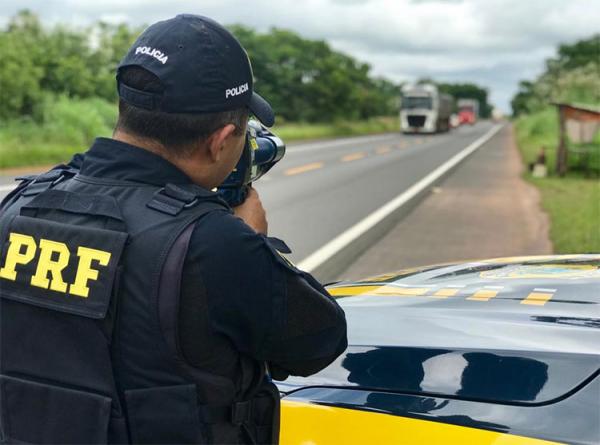 PRF intensifica a fiscalização nos últimos dias do mês de Julho em todo o estado.(Imagem:Divulgação PRF)