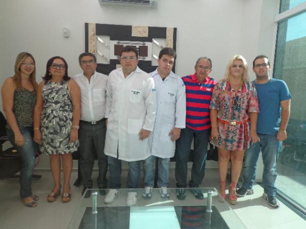 Clínica Dental Center é inaugurada em Floriano