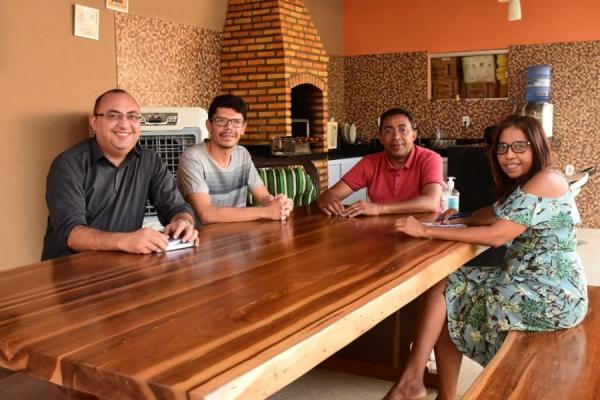 Reunião com o prefeito(Imagem:Reprodução)