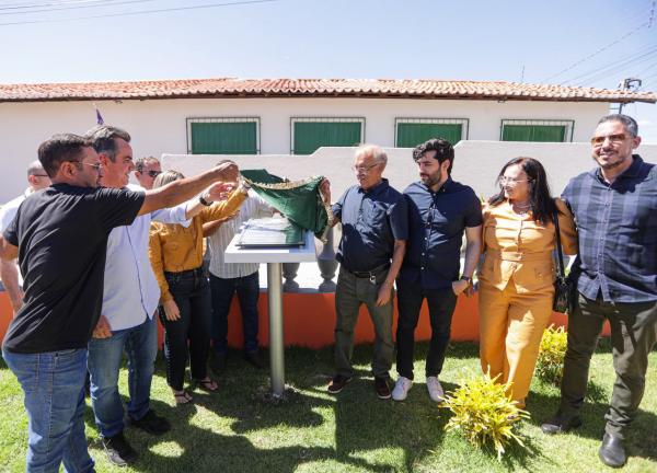 Prefeito agradece a Ciro Nogueira por agência da Caixa, que atende toda uma região(Imagem:Ascom)