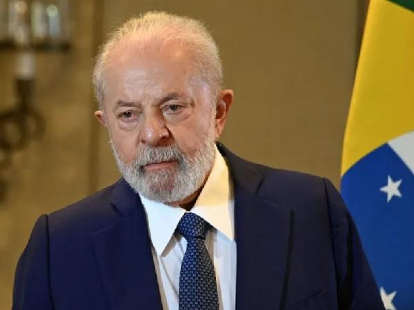 Após cirurgia, Lula dá os primeiros passos com andador antes da expectativa dos médicos