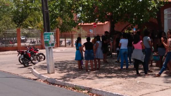 Em Floriano, candidatos ao Enem movimentam locais de prova (Imagem:FlorianoNews)