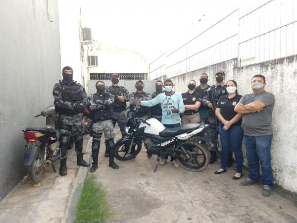 Moto foi recuperada e entregue ao propriet&aacute;rio.(Imagem:Divulga&ccedil;&atilde;o)