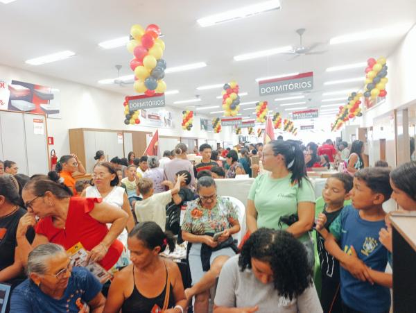 Armazém Paraíba reinaugura loja ampliada e modernizada em Francisco Ayres(Imagem:FlorianoNews)