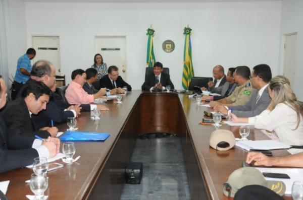Reunião com os gestores dos órgãos Sesapi, Setur, Setrans, PM e Bombeiros, Agespisa, Detran, ATI, Cojuv, Eletrobras e PRF.(Imagem:Paulo Barros)