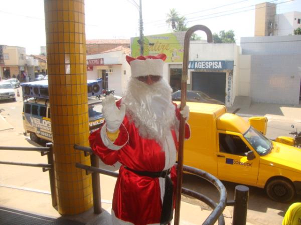 PAPAI NOEL(Imagem:REDA&Ccedil;&Atilde;O)