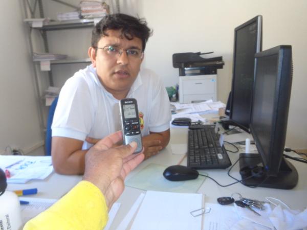  Rafael Vitor Oliveira Rodrigues, chefe de cart&oacute;rio da 21&ordf; Zona Eleitoral de Bar&atilde;o de Graja&uacute;.(Imagem:FlorianoNews)