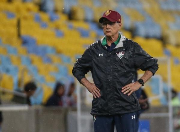 Oswaldo de Oliveira não é mais técnico do Fluminense; clube sonda Cuca