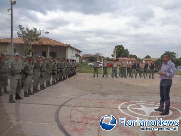 Deputado visita Comando Geral da Polícia Militar de Floriano.(Imagem:FlorianoNews)