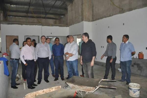 Secretário Estadual de Saúde visita Floriano e promete celeridade em obras.(Imagem:SECOM)