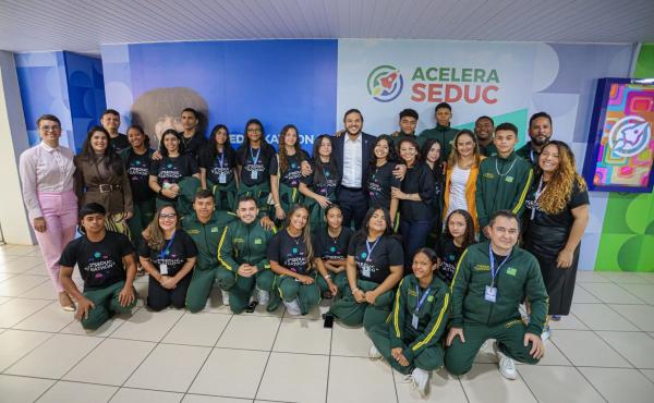 Estudantes em interc&acirc;mbio pelo Seduckathon 2025 em Portugal. (Imagem:Let&iacute;cia Santos)