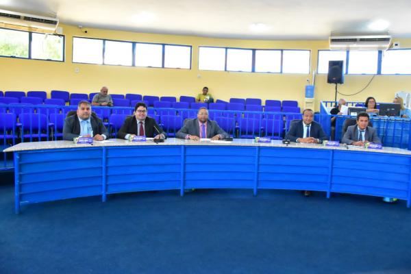 Vereadores reconhecem como de utilidade p&uacute;blica a Associa&ccedil;&atilde;o Florianense de Vaquejada.(Imagem:CMF)