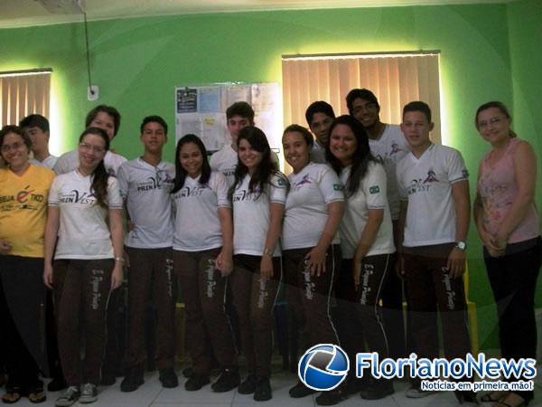 Psicóloga e professora dão dicas para estudantes da Escola Pequeno Príncipe que farão prova do Enem